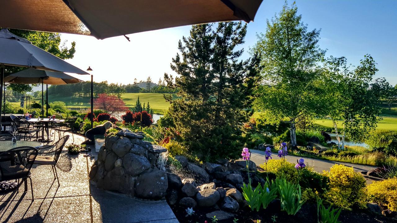 Resort At Eagle Point Golf Club Lodging Eksteriør billede