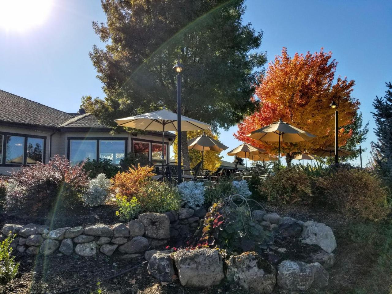 Resort At Eagle Point Golf Club Lodging Eksteriør billede