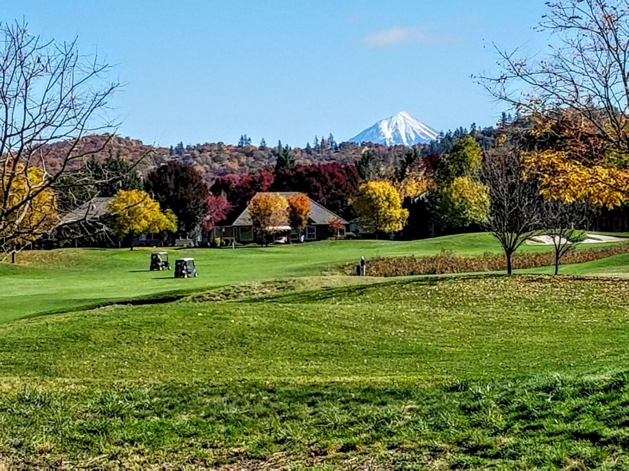 Resort At Eagle Point Golf Club Lodging Medford Eksteriør billede